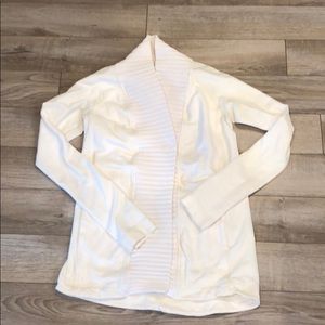 White Lululemon sweatshirt with one snap closure